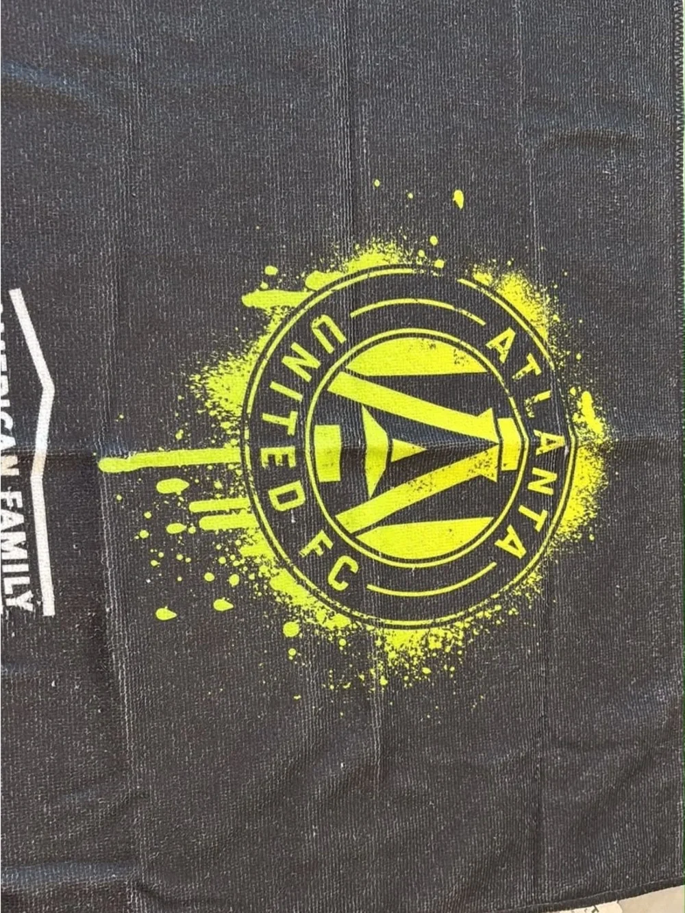 Atlanta United FC Neon Paint Splatter Rally Towel American Family Promo #B41